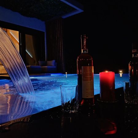 The Diamond Of Kriaritsi "Villas With Private Pools & Hydromassage" מראה חיצוני תמונה