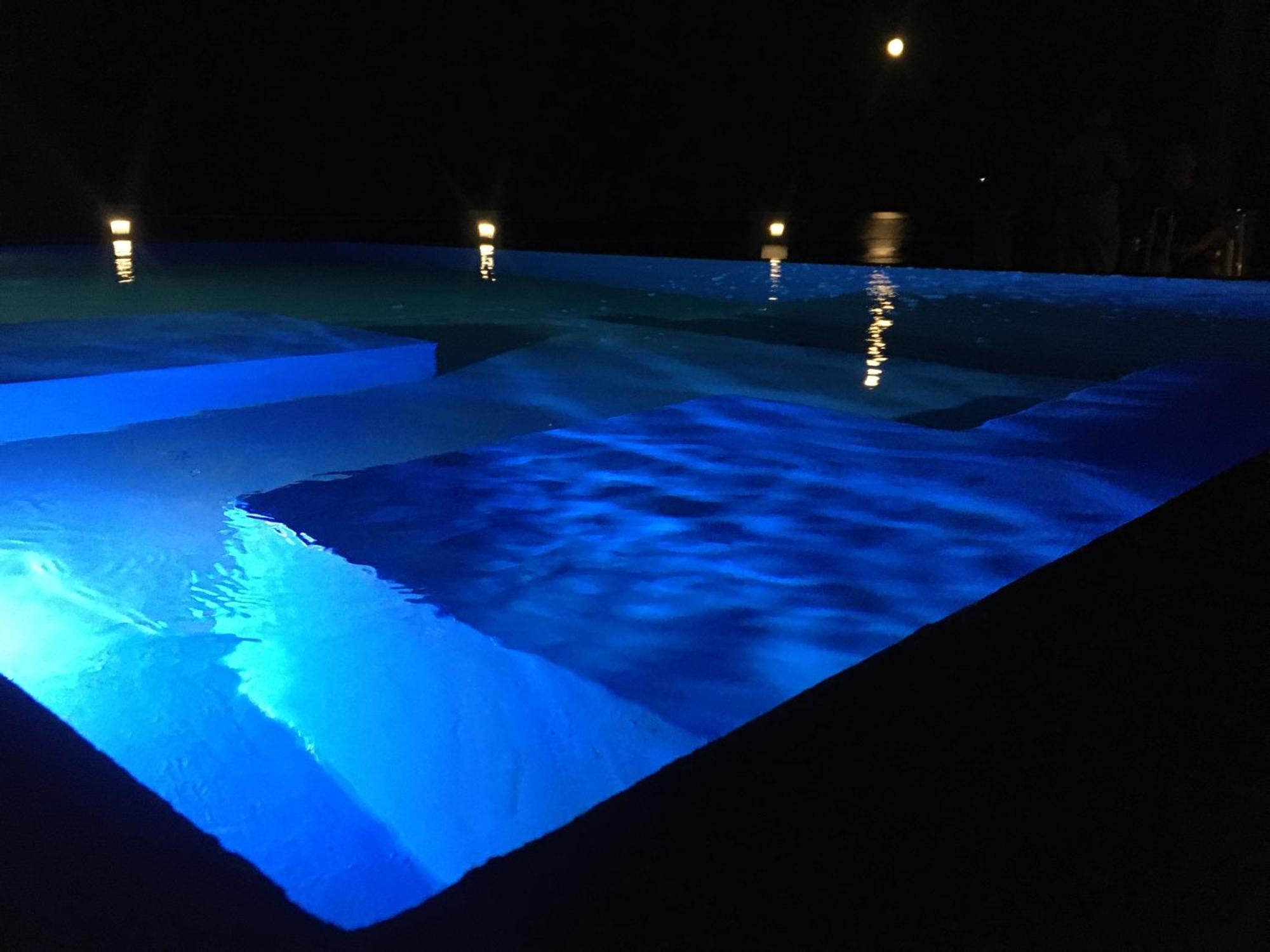 The Diamond Of Kriaritsi "Villas With Private Pools & Hydromassage" מראה חיצוני תמונה